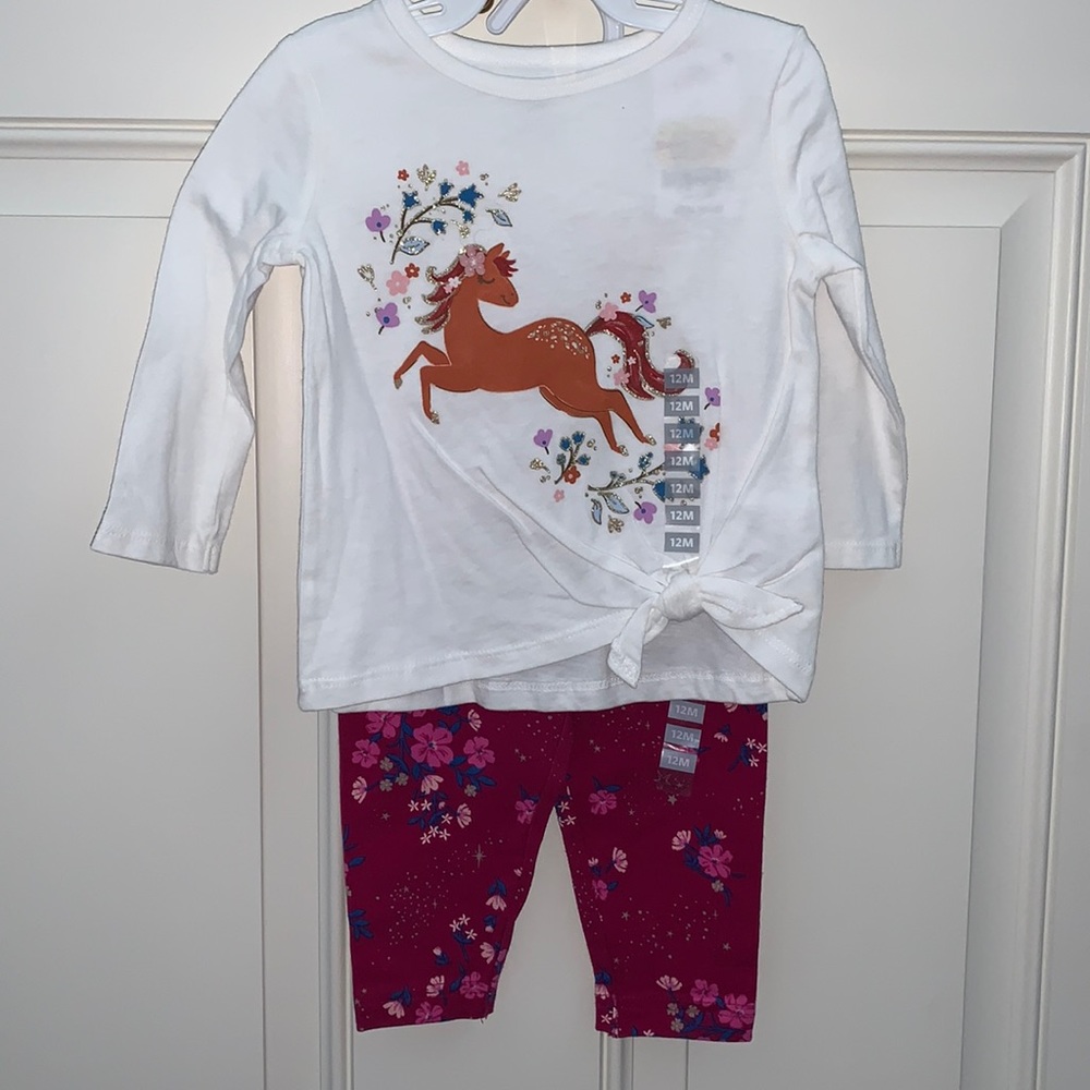 Carter’s,NWT, 12-18m,Super Cute Two pc Set, Long Sleeve Tee & Coordinating Pants